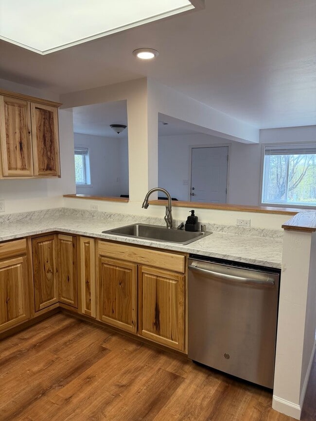 Photo - 8439 That Way Unit 8439 #A
