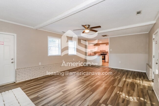 Photo - 1118 Alderman St NE House