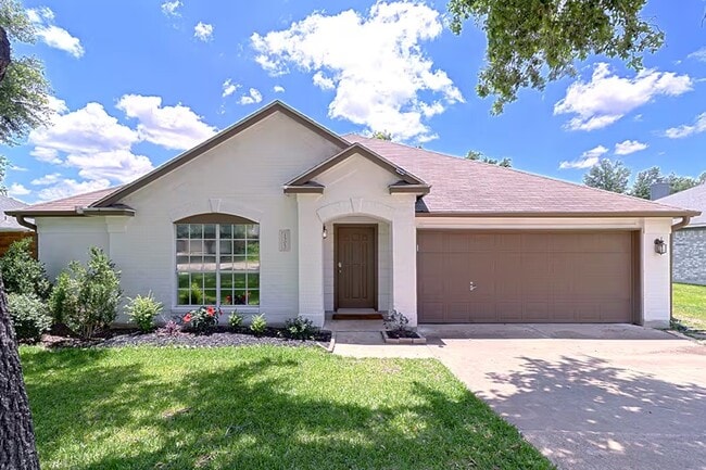 Building Photo - 1305 Marigold Way