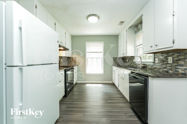 Photo - 5565 Westberry Ln