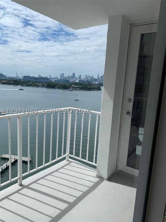 1228 West Dr Unit 1415