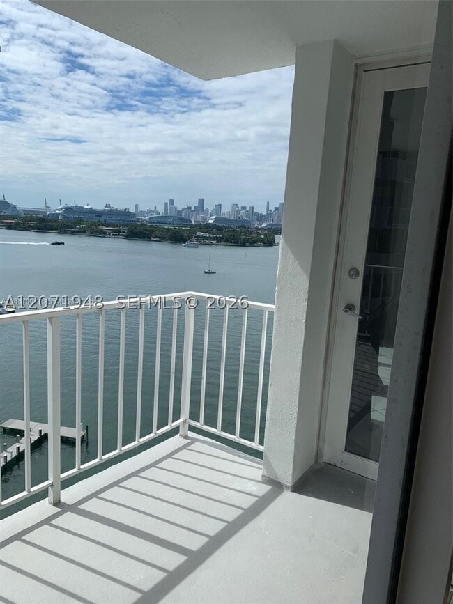 Photo - 1228 West Dr Unit 1415