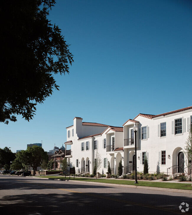 Building Photo - The Spaniard Rental