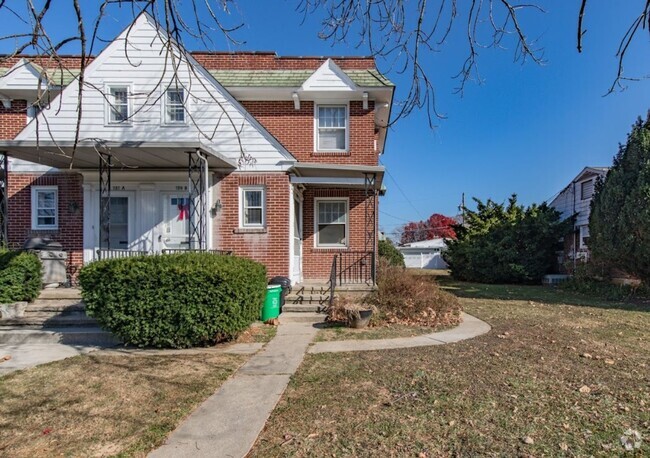 Building Photo - 735 N 22nd St Unit A Rental