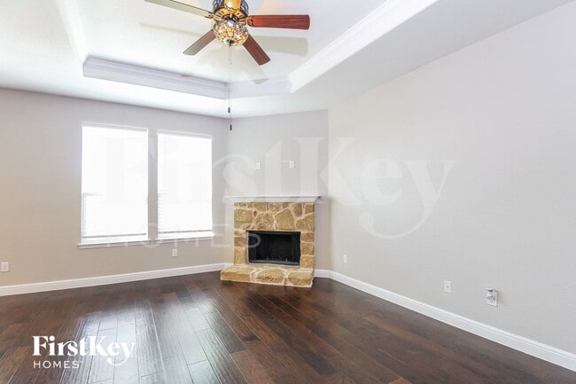 Photo - 2320 Bernese Ln