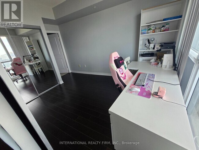 Photo - 386 Yonge St Unit 3404
