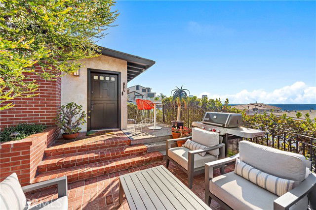 Photo - 31966 10th Ave