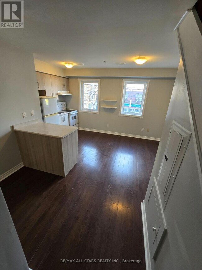 Photo - 109 Rushbrooke Ave