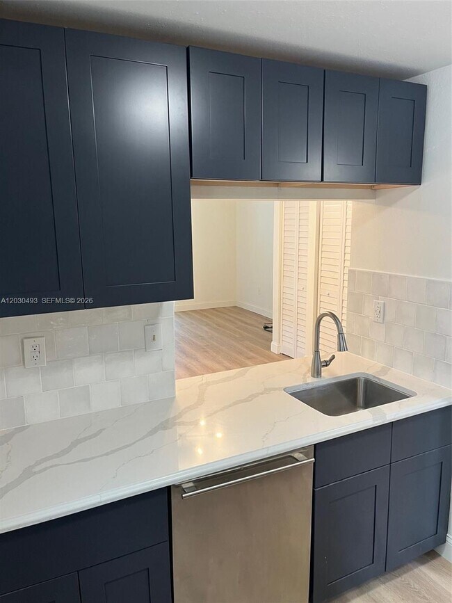 Photo - 153 NE 141st St