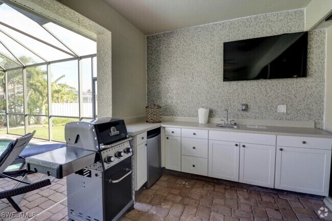 Building Photo - 3525 Surfside Blvd Rental