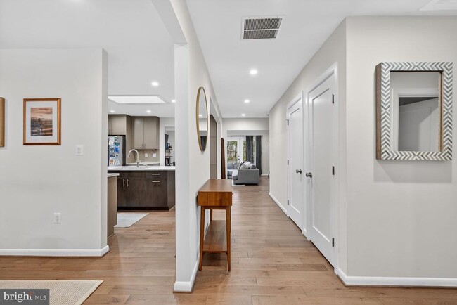 Building Photo - 5908 17th St NW