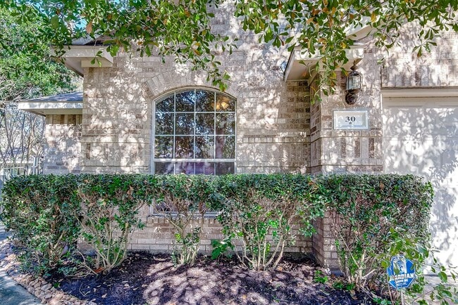 Building Photo - 30 Hermit Thrush Pl Rental