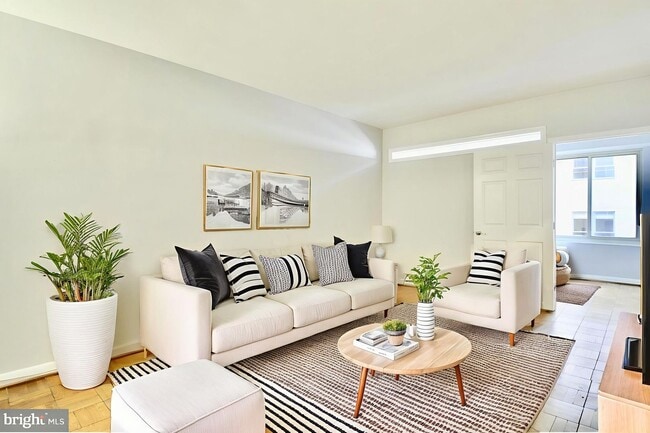 Photo - 1727 Massachusetts Ave NW