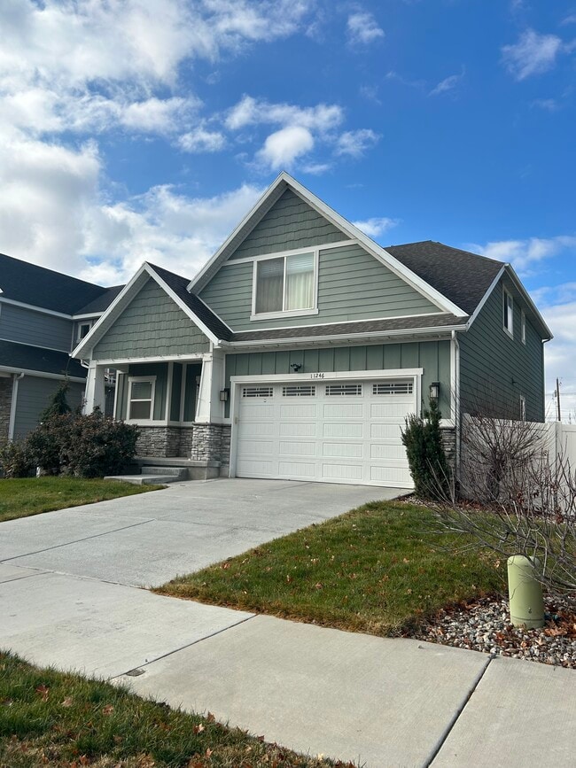 Building Photo - 11246 Del Andrae Ln