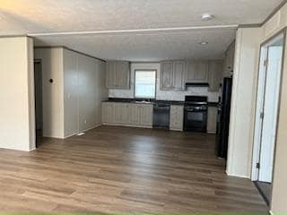 Photo - 355 Raven Ln