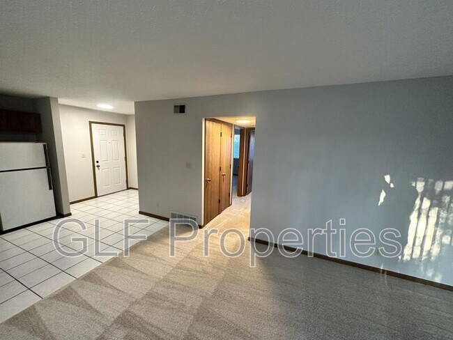 Photo - 5820 S 52nd St Unit 3