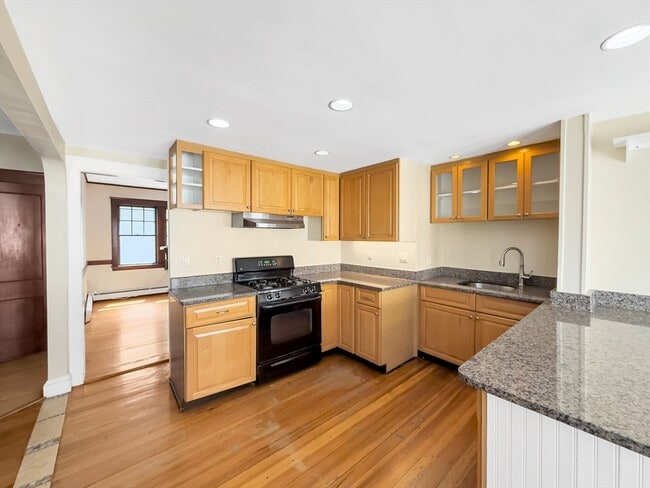 Photo - 61 Moraine St