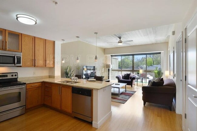 Photo - 563 Memorial Dr SE Unit 210