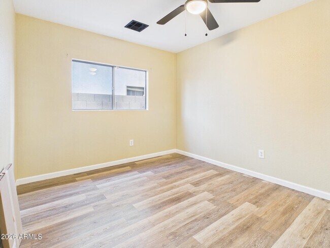 Photo - 11534 W Bloomfield Rd