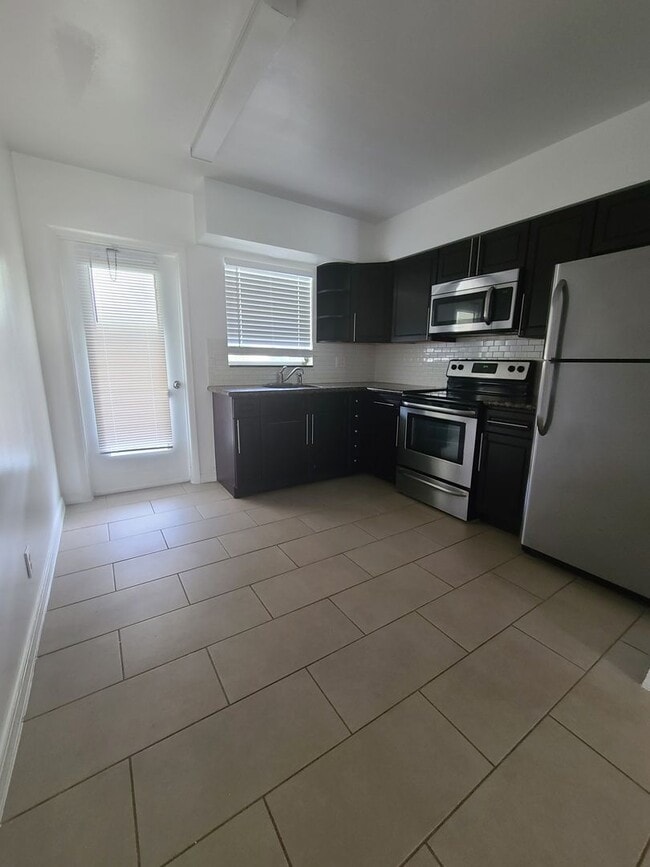 Photo - 6851 Cypress Rd