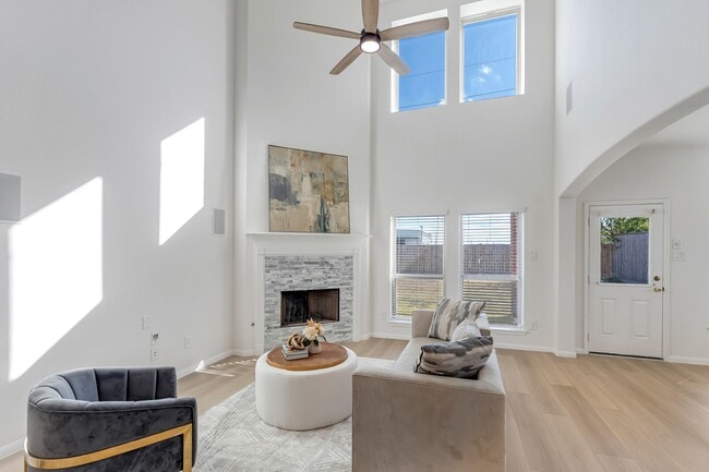 Building Photo - 23219 Campwood Terrace Ln