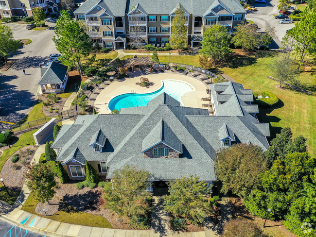 Aerial View of Clubhouse and Pool - Legends at Taylor Lakes Rental