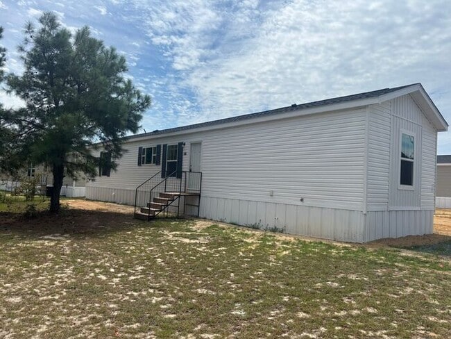Building Photo - 200 Rosewood Ave Rental