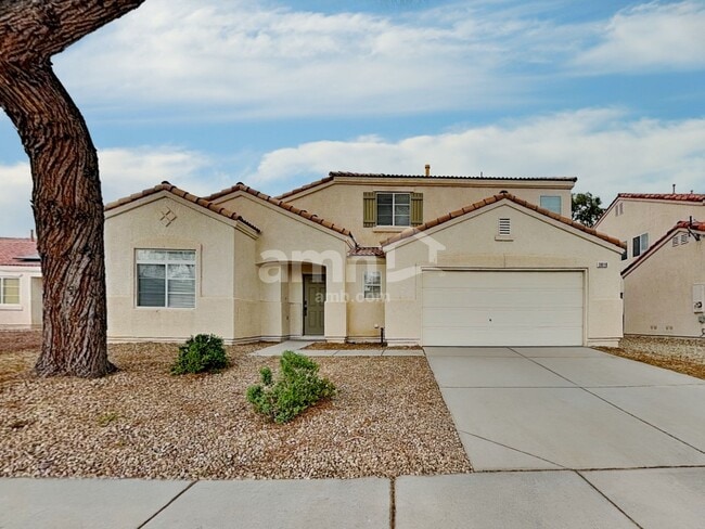 Building Photo - 3810 Shimmering Creek Ave