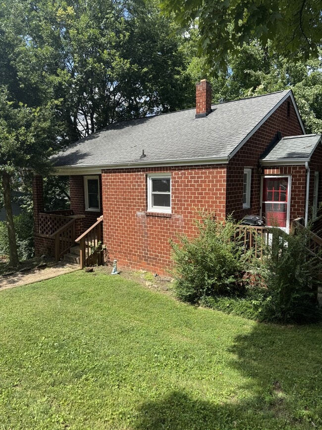 Building Photo - 2517 Lafayette Cir