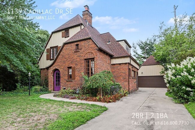 Photo - 1139 Cadillac Dr SE
