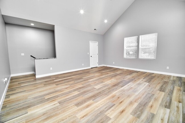 Photo - 3BD/2BA brand new condo in Irvington!