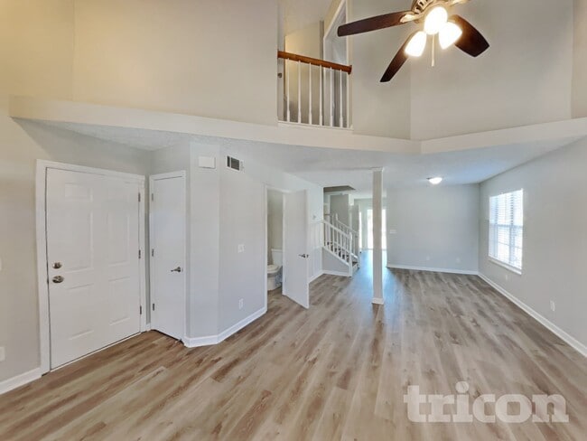 Photo - 2773 Riverbend Dr