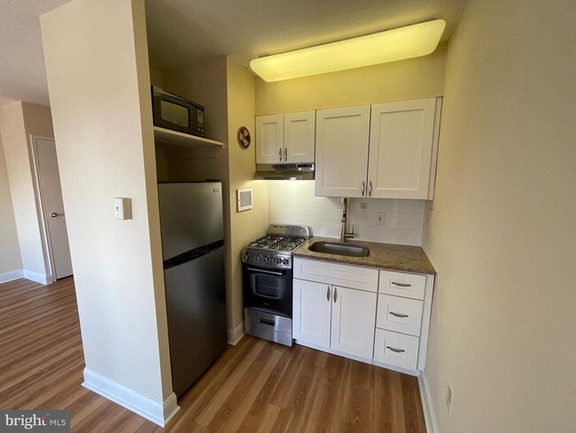 Photo - 2101 Chestnut St Unit 1514