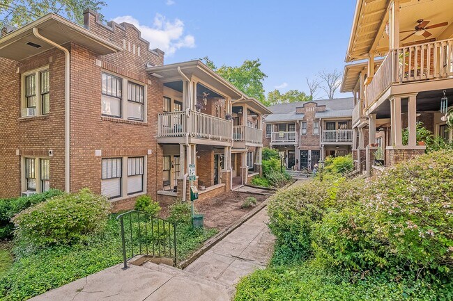 Photo - Highland Court II Apartments
