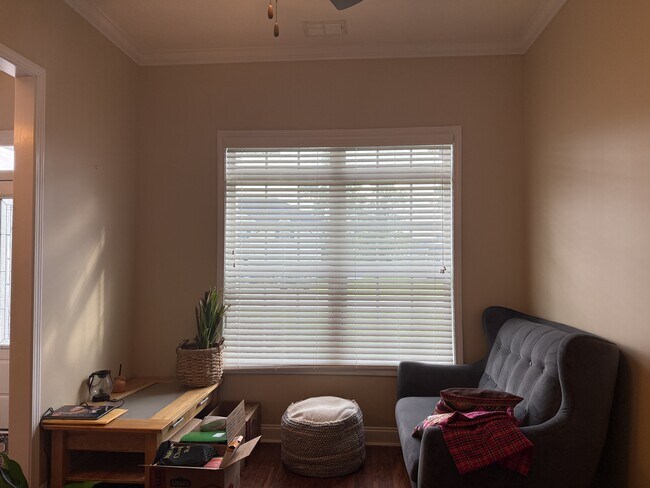 Photo - 729 English Oak Dr