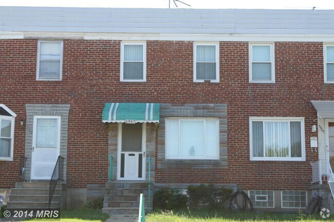 front of house quiet street - 3907 Dudley Ave Rental