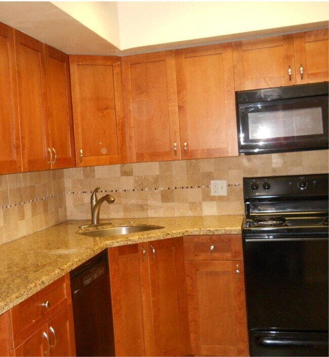 Photo - 3955 Village Dr