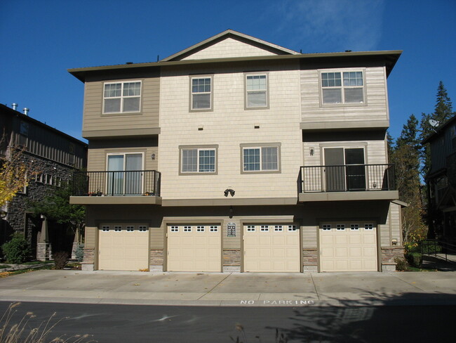 Beaverton Luxury Condo - APPLICATION PENDING - Beaverton Luxury Condo - APPLICATION PENDING