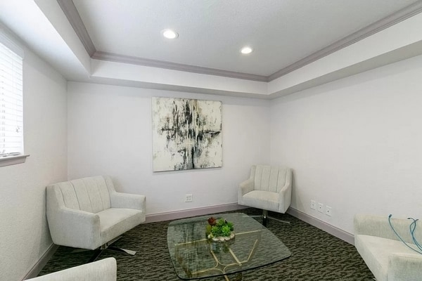 City Summit Apartments