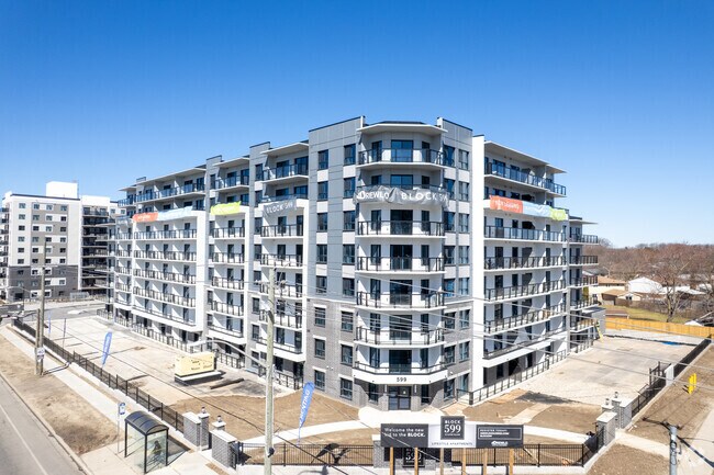 Building Photo - Block 599