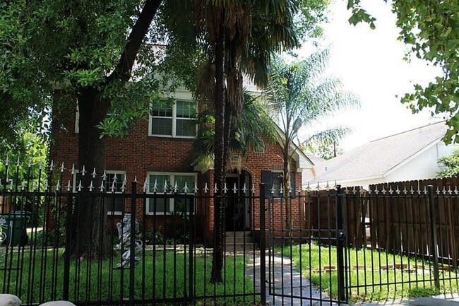 Photo - 2908 Truxillo St