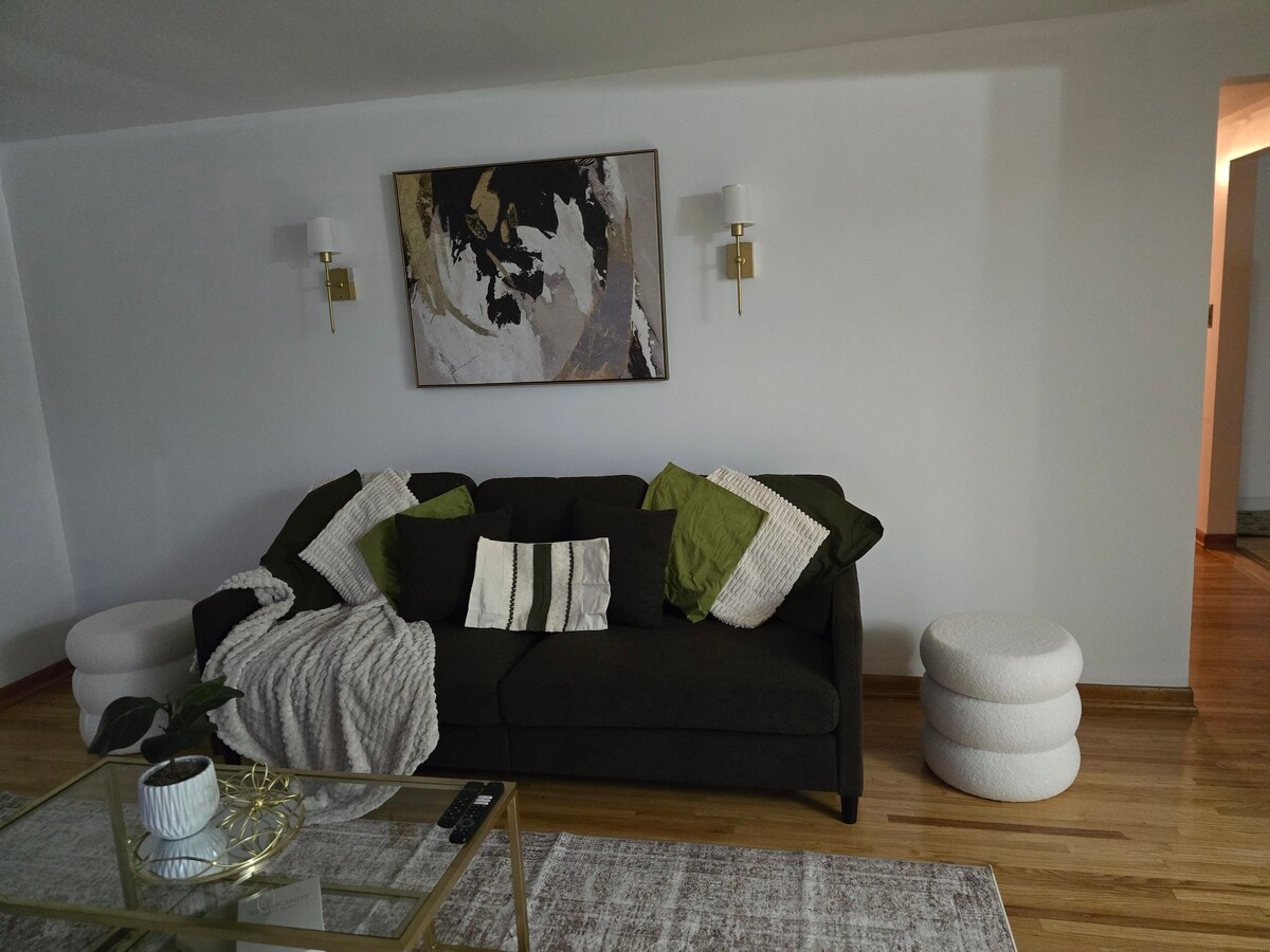 Photo - 44 Aurora Dr