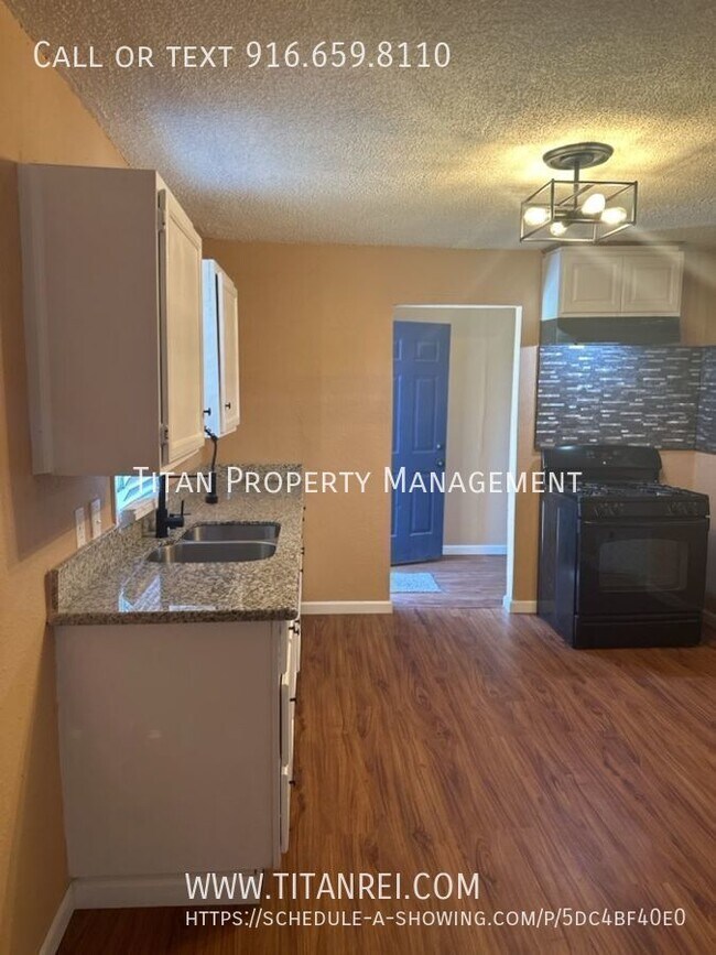 Photo - 4121 34th St Unit B