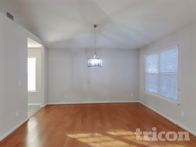 Photo - 2103 Academy Way