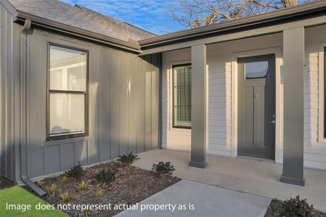 Building Photo - 3651 S Custer Rd Rental
