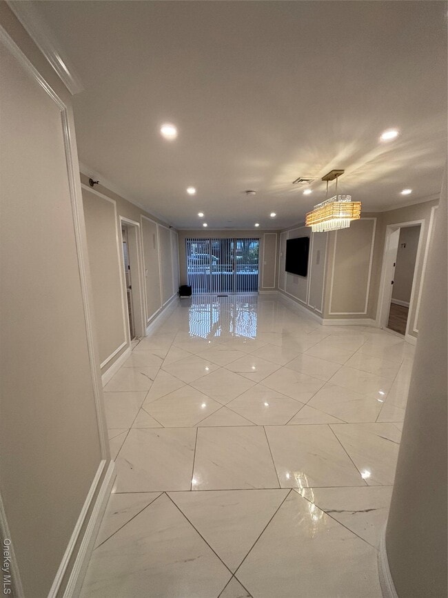 Photo - 100 Cutter Mill Rd Unit 1B