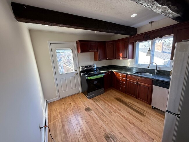 Photo - 40 Lincoln Ave Unit #2