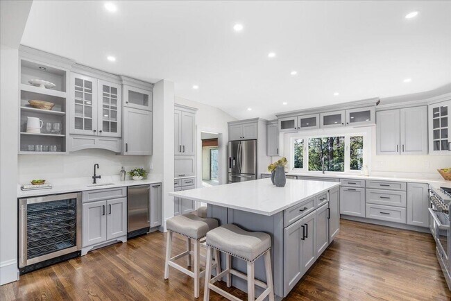 Photo - 61 Manchester St