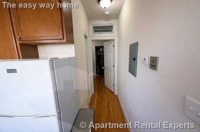Photo - 1054 Cambridge St Unit #4F