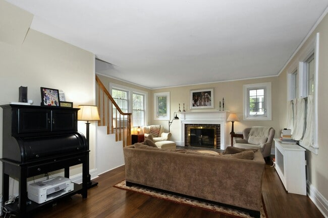 Photo - 412 Mountain View Rd